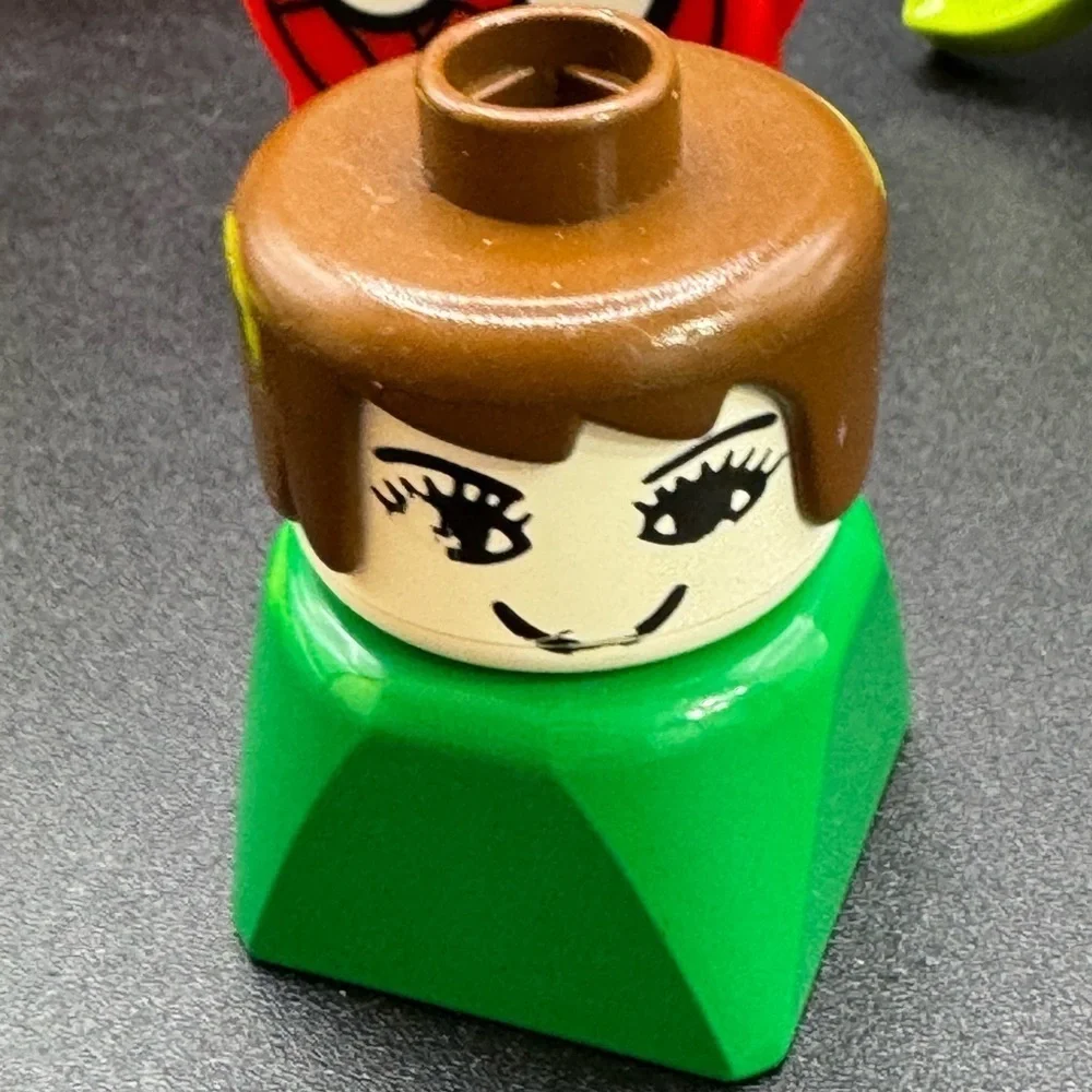 Assorted Vintage Lego Duplo 5 Pieces Spiderman Lady Bug Woman Turtle Flower